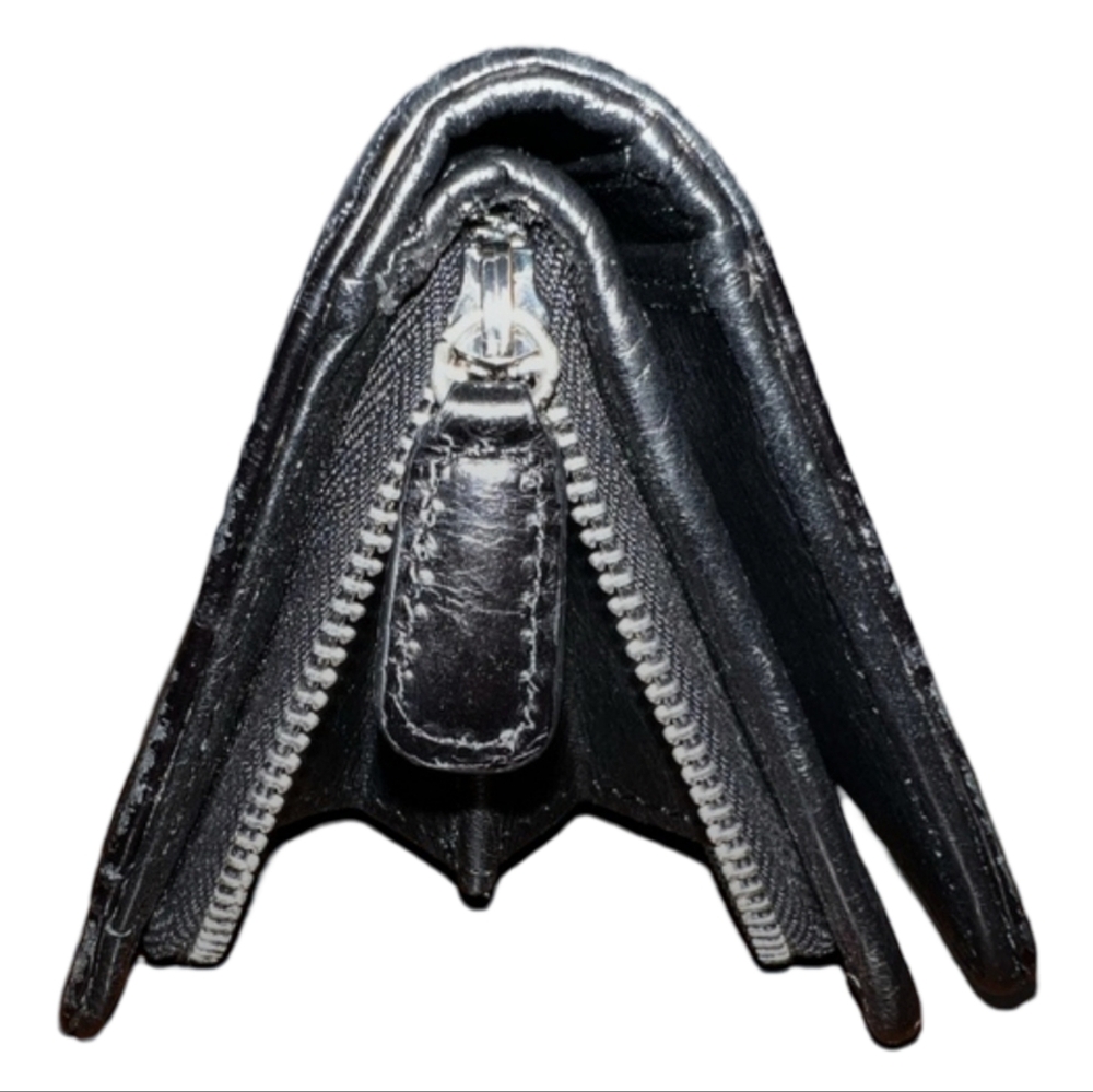 Brighton Black Croc-Embossed Women's Wallet - Picture 9 of 11